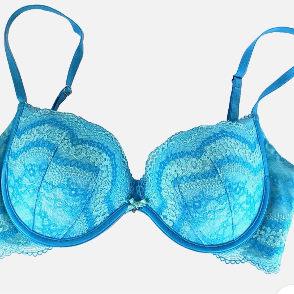Victoria's Secret Dream Angels Plunge Push-Up turquoise lace Bra